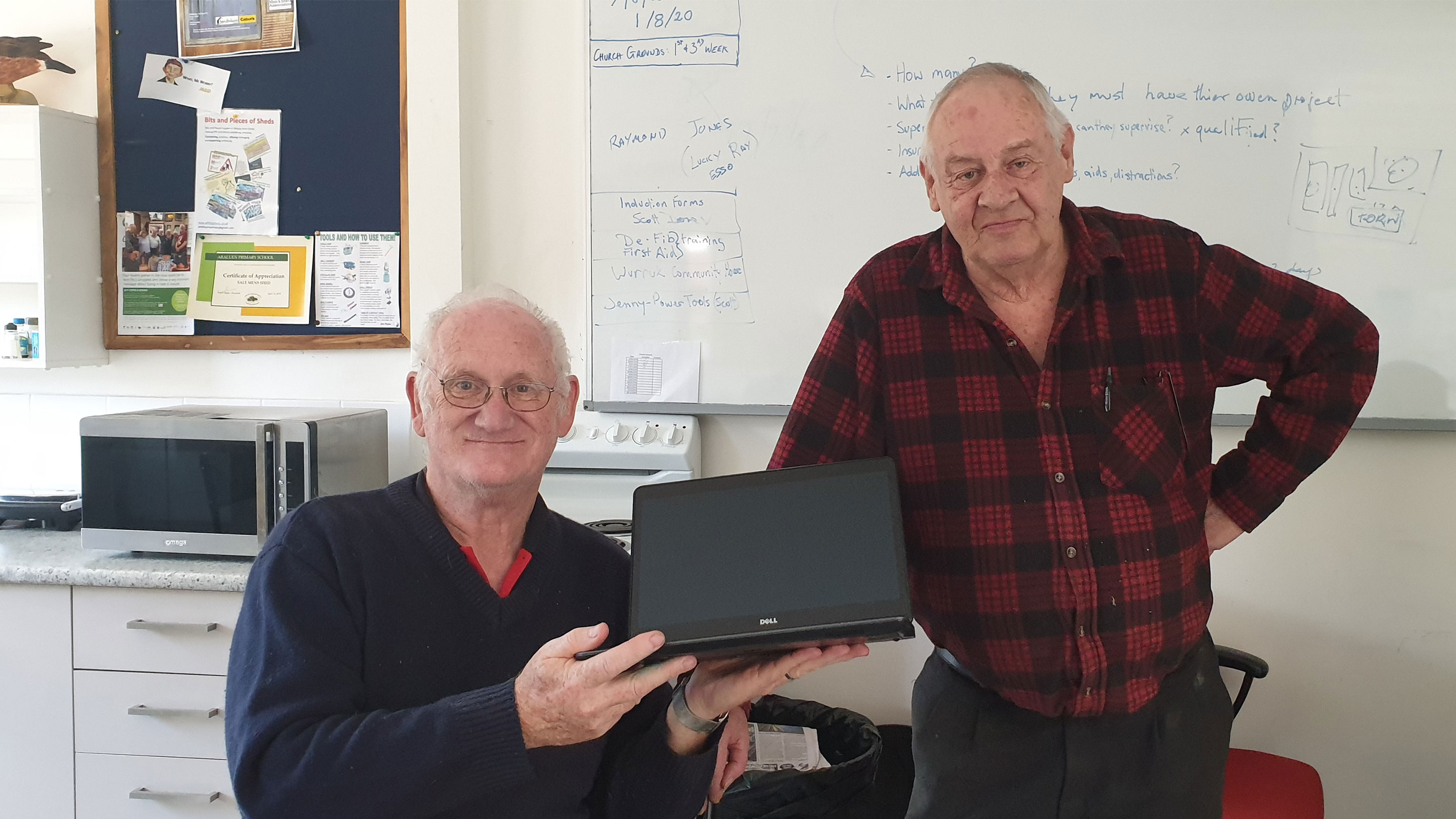 An Esso laptop was provided to the Sale Men's Shed.