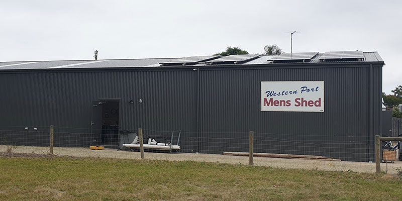 Image Esso Australia has supported the Western Port Men’s Shed to install solar panels that will power the group’s lights and power tools, significantly reducing their power bills.