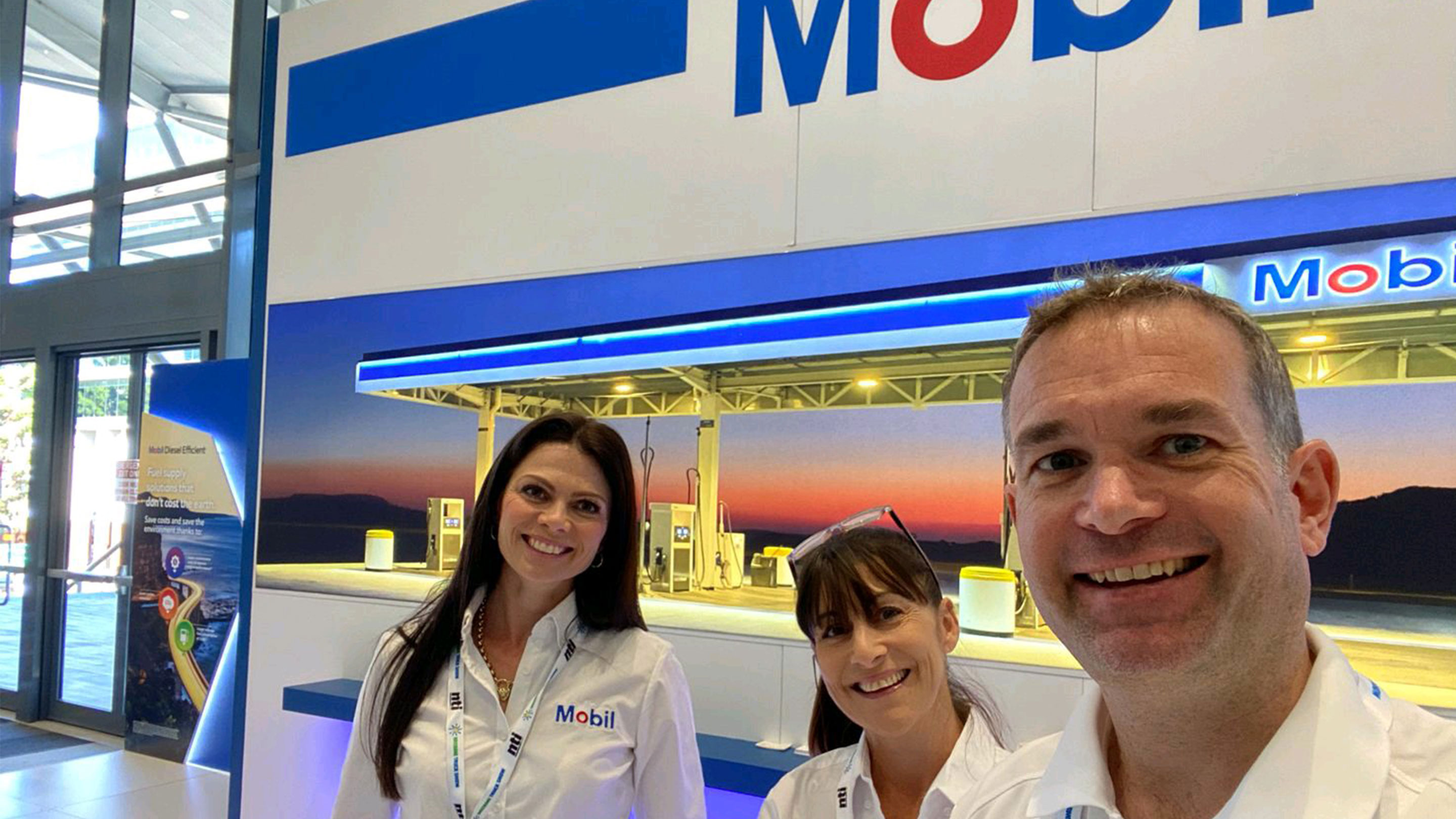 Image Members of the Mobil Australia fuels team recently participated in the Brisbane Truck Show to promote the growing Mobil network, as well as the benefits of Mobil Diesel Efficient and Mobil Card to a key customer community.