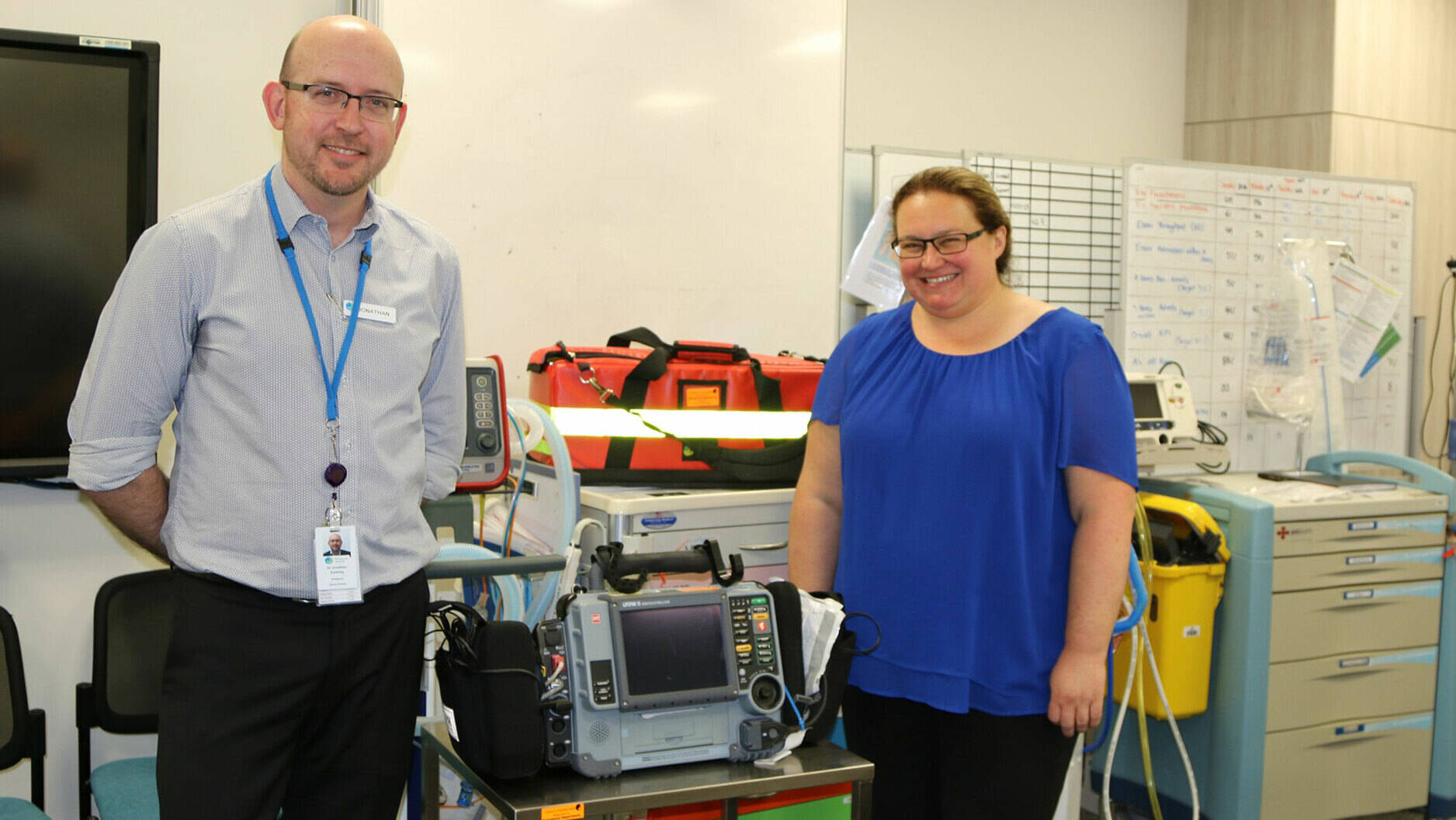 Image Photo — Kim Hahn, Long Island Point Plant Manager and Dr Jonathan Dowling, Frankston Hospital’s Emergency Department Deputy Director, with the defibrillator funded by ExxonMobil.